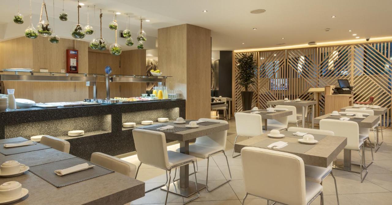 Hotel Ilunion Auditori 3*