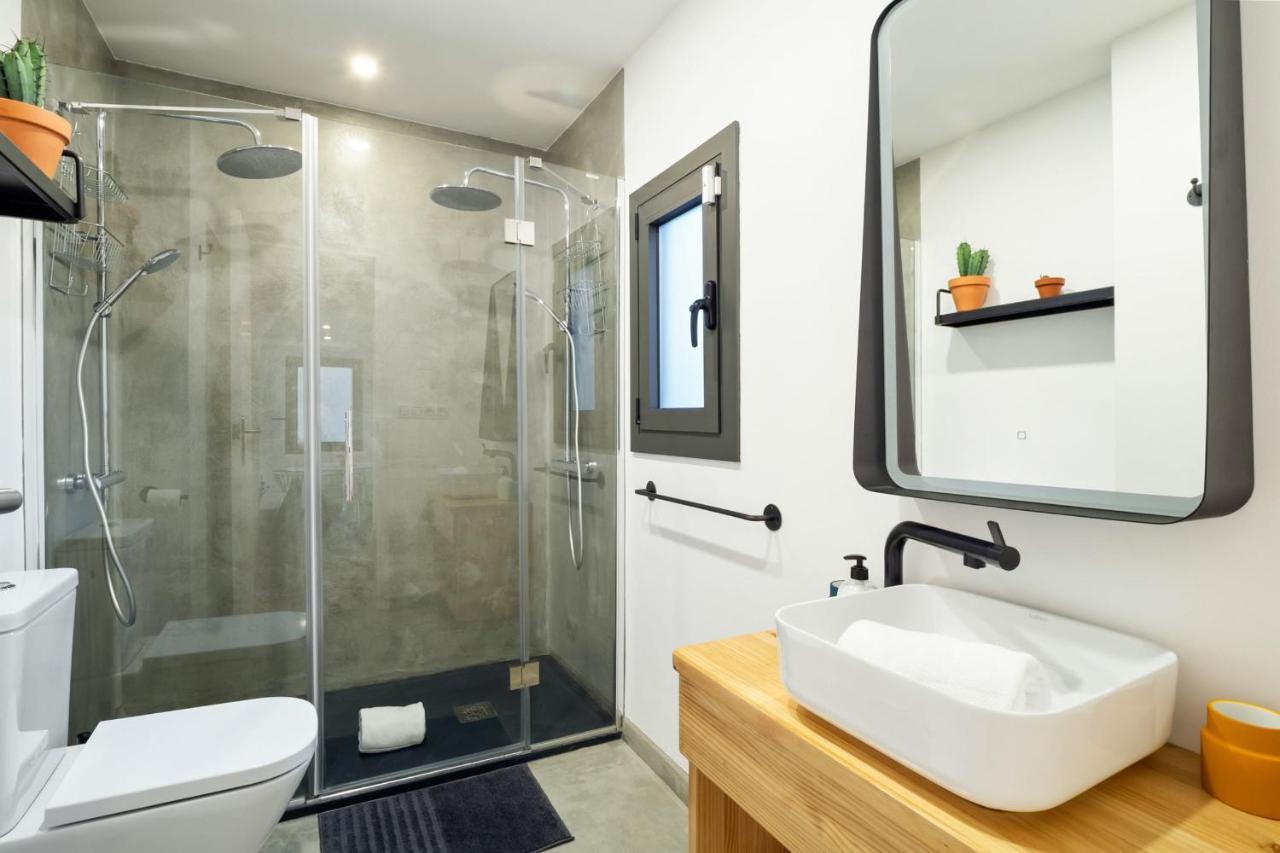 Amazing 3 Bedroom With Terrace In Poble-sec *