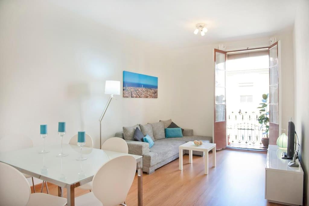 & Bright Apartment!! Barcelona