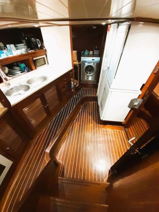 Adara Yacht - Big Turkish Gulet Botel