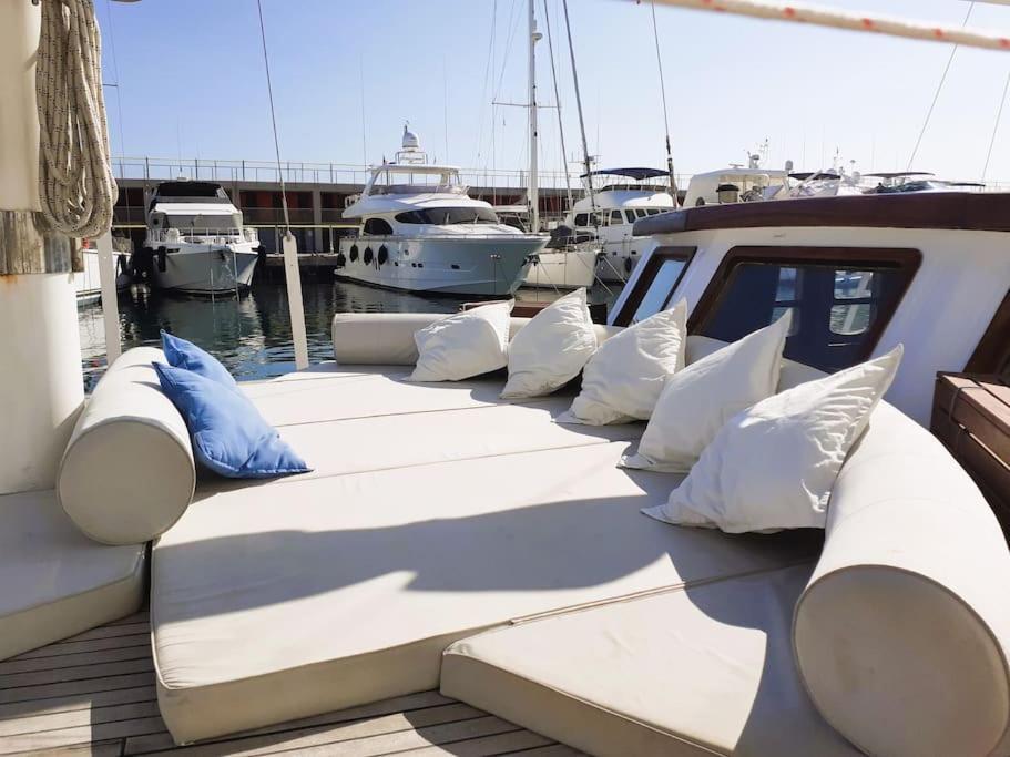 Adara Yacht - Big Turkish Gulet Botel Barcelona
