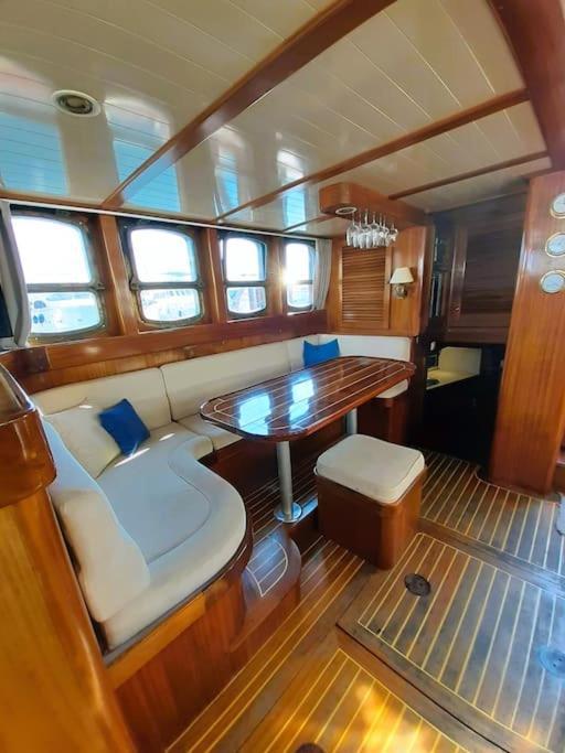 Adara Yacht - Big Turkish Gulet Botel