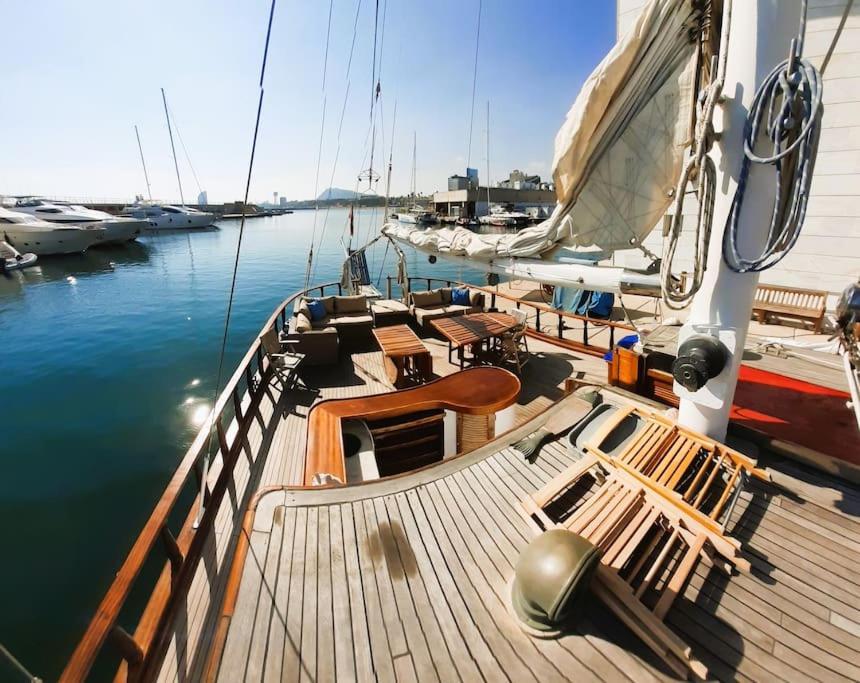 Adara Yacht - Big Turkish Gulet Botel Barcelona