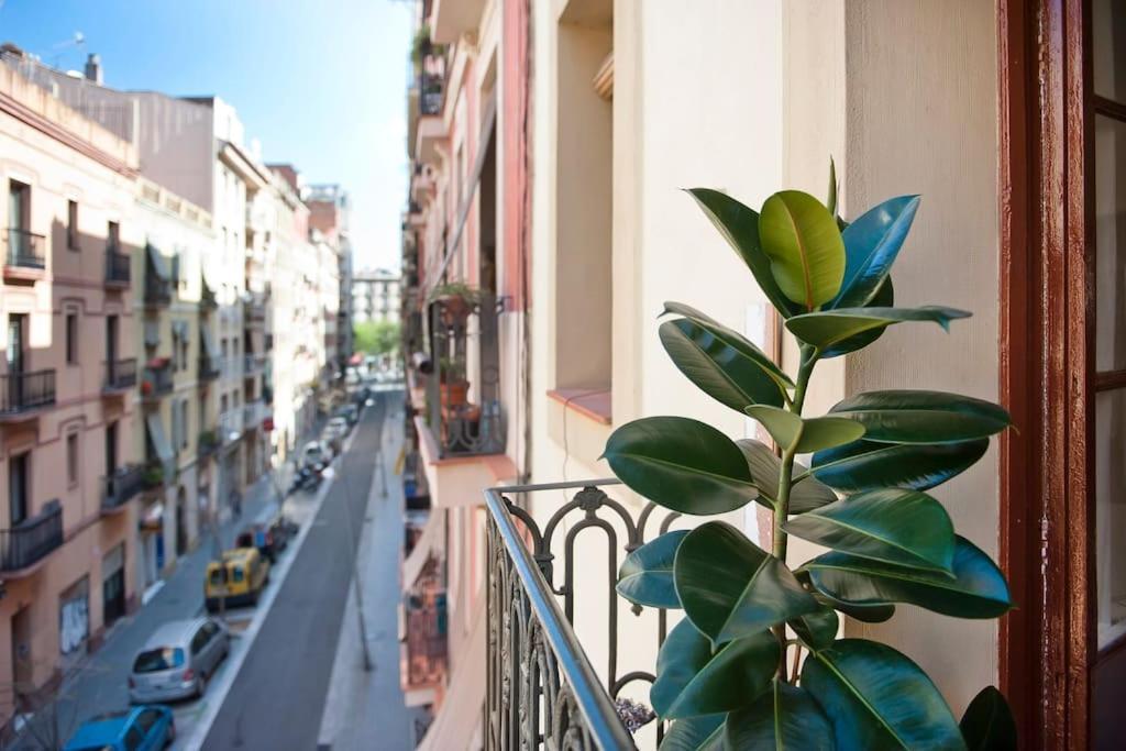 & Bright Apartment!! *