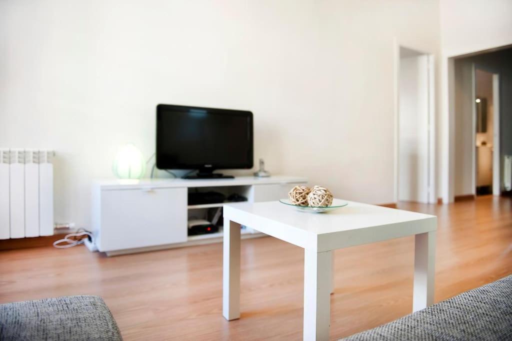 & Bright Apartment!! Apartamento Barcelona