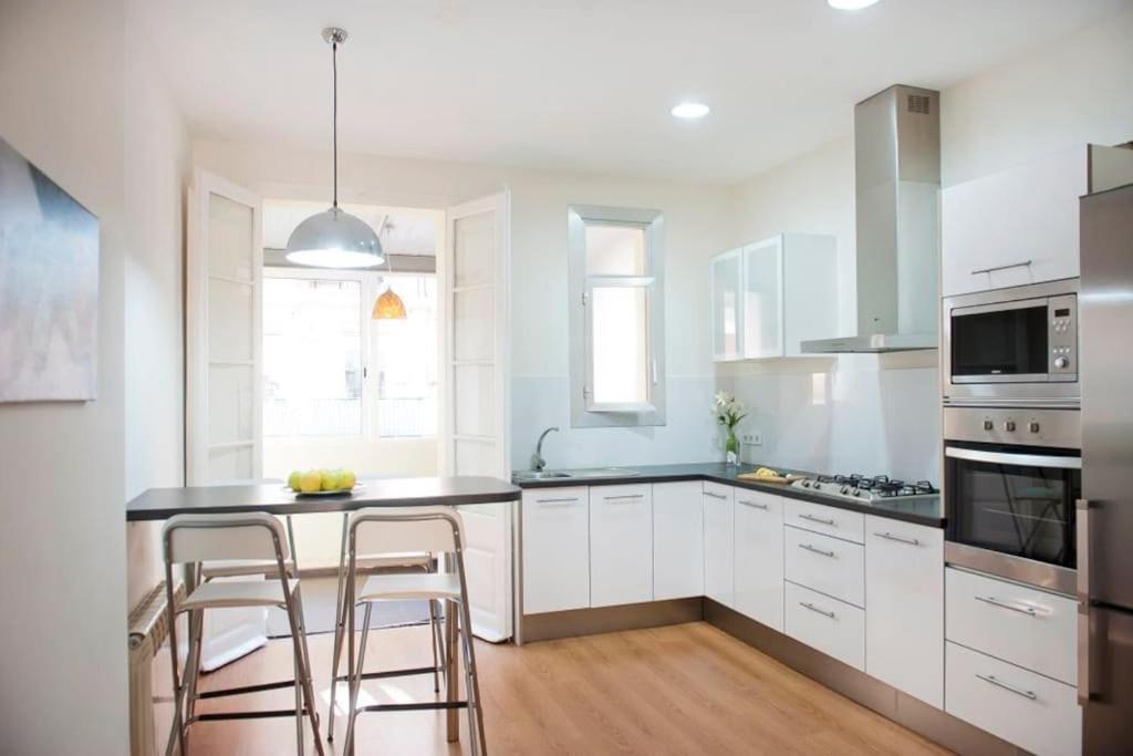 & Bright Apartment!! *