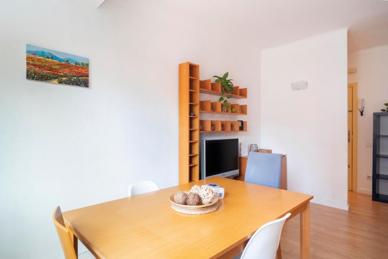 - Art Apartment