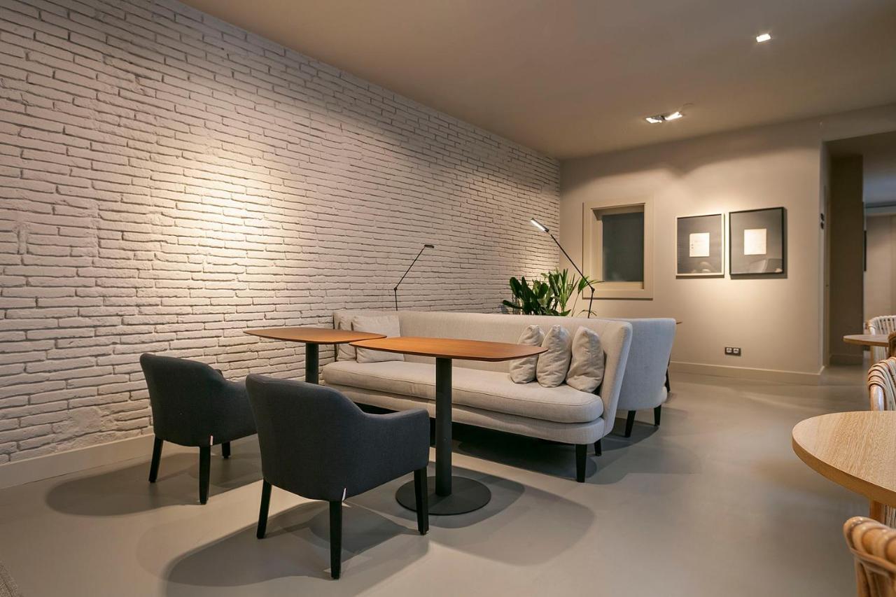 Uma Pau Claris Guest house Barcelona