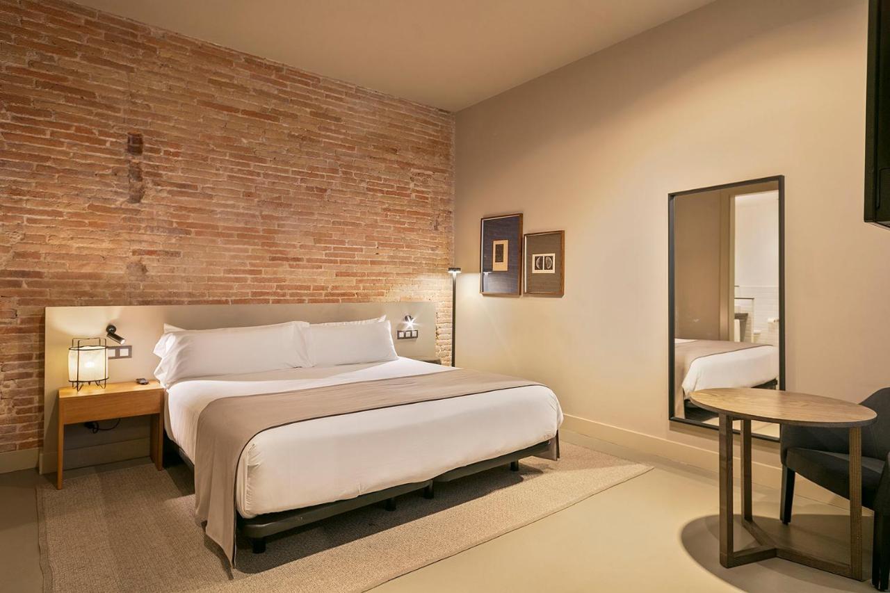 Uma Pau Claris 3* Barcelona