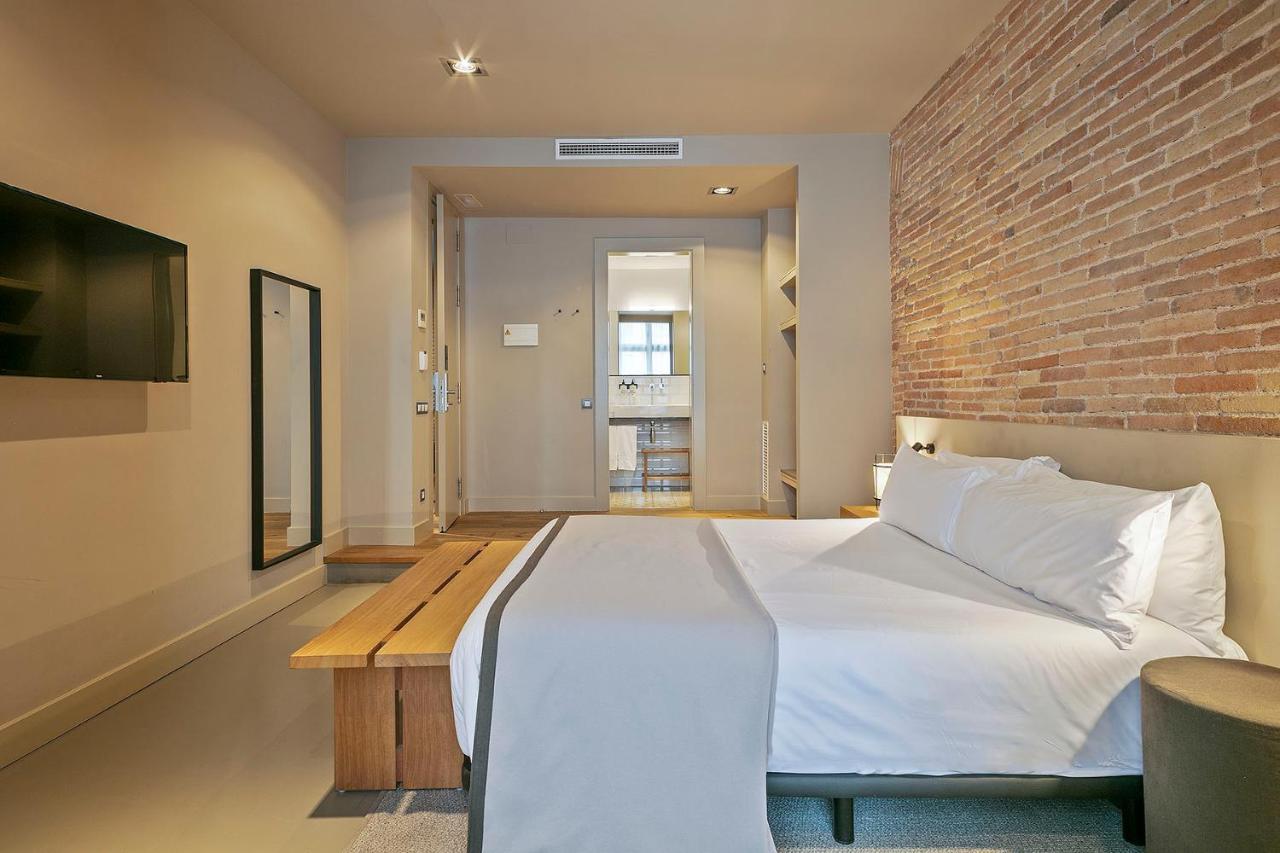 Uma Pau Claris 3* Barcelona