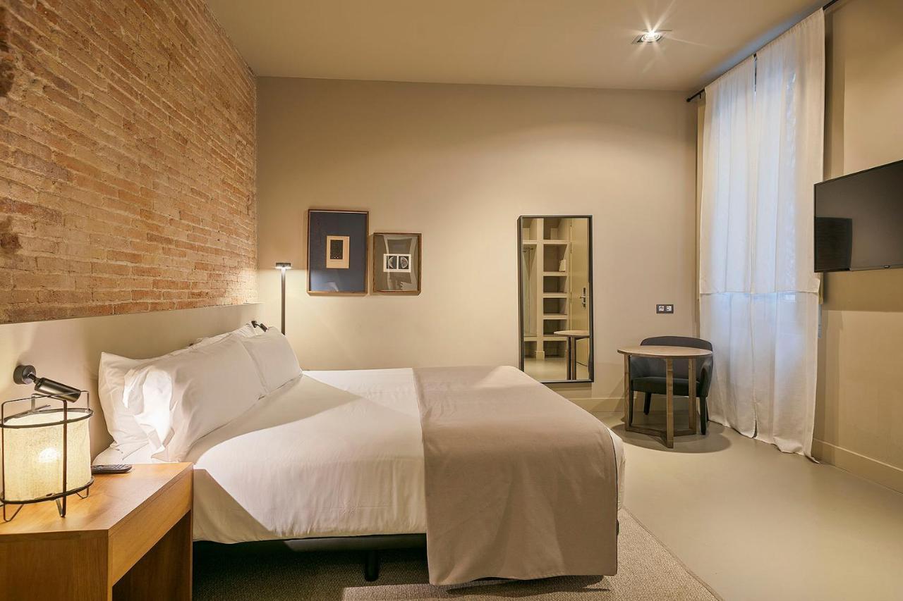 Uma Pau Claris Guest house Barcelona
