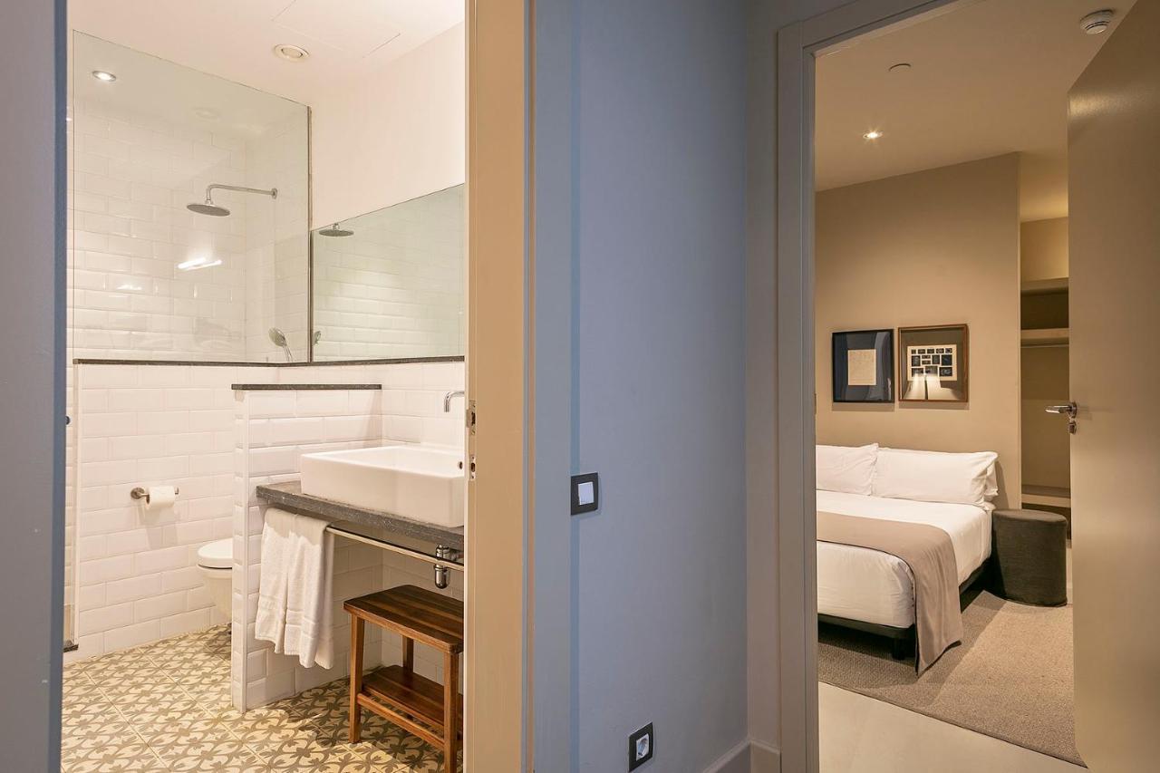 Uma Pau Claris 3* Barcelona