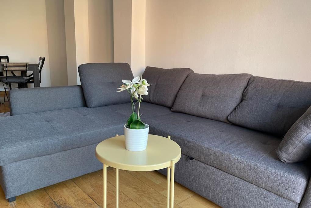 New! Amazing 2 Bedroom In Rambla Del Poblenou Apartamento *