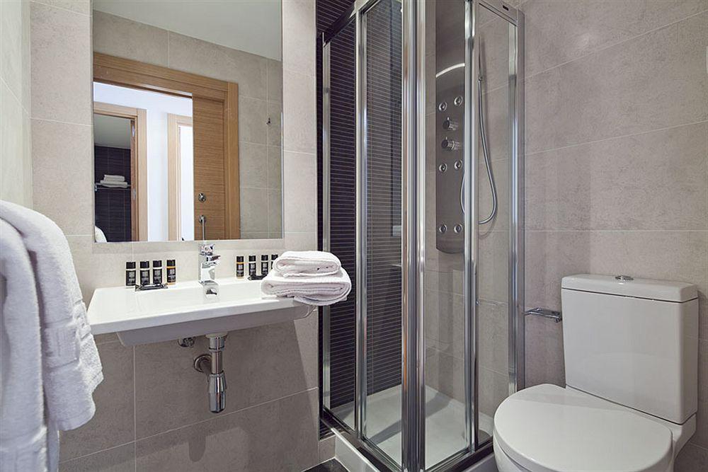 Sleep Urgell By Apartamento