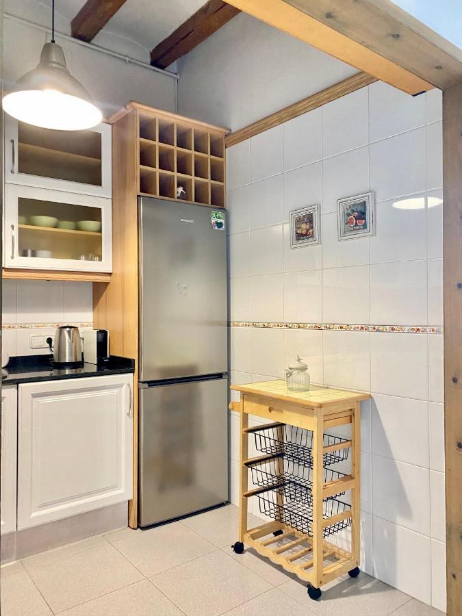Lovely Loft Near Center Apartment *