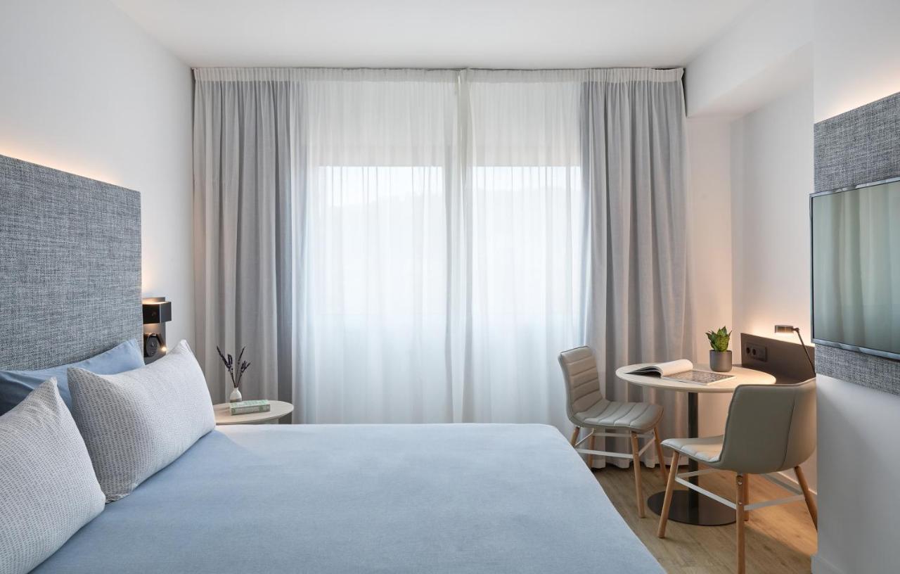 Hotel Apolo, Affiliated By Meliá 4*