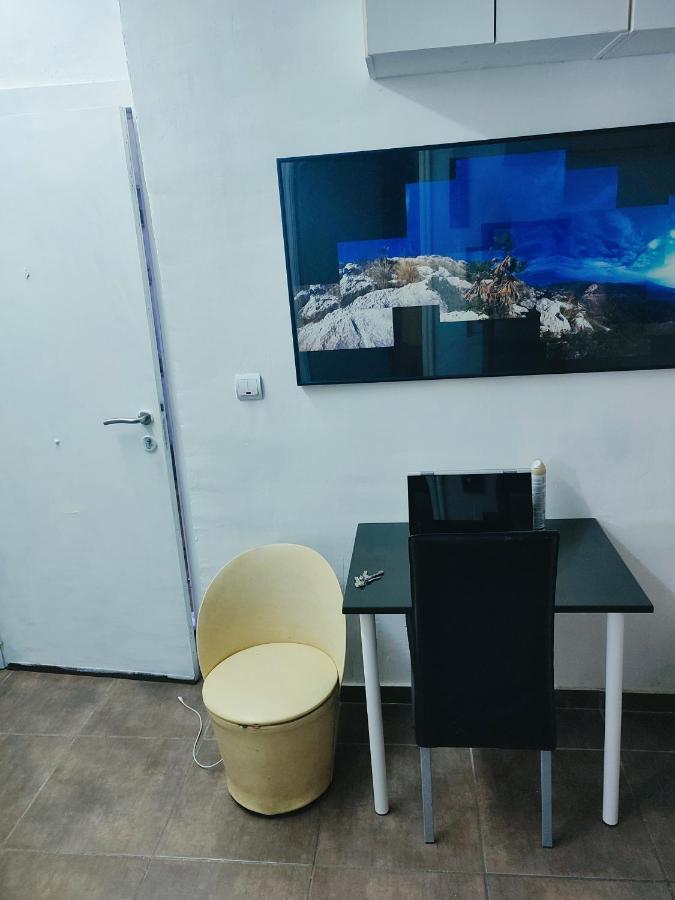 Nice Flat Within Walking Range To The Beach Apartamento