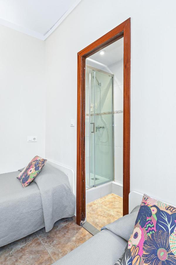 Santa Ana Guest house *