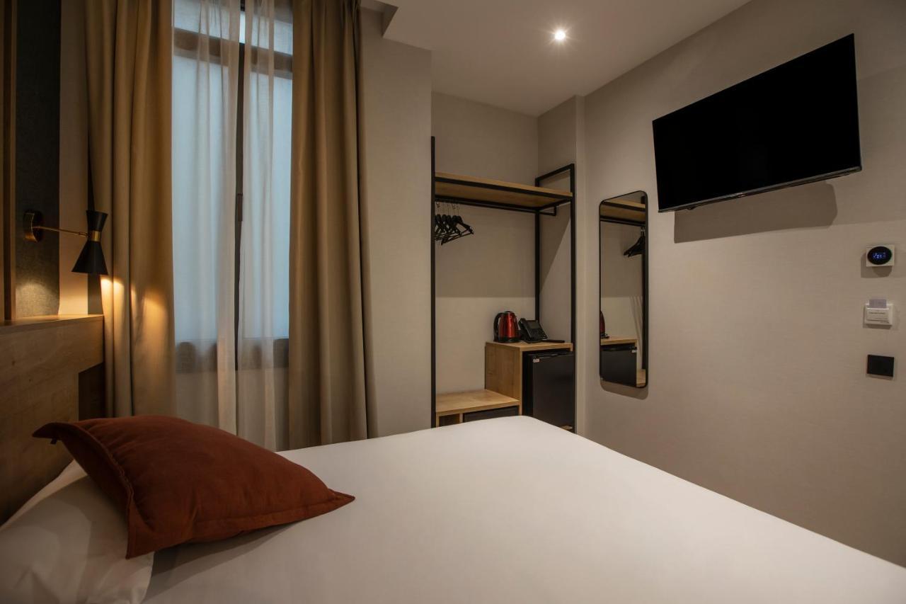 Fontanella By Bcn Urban *