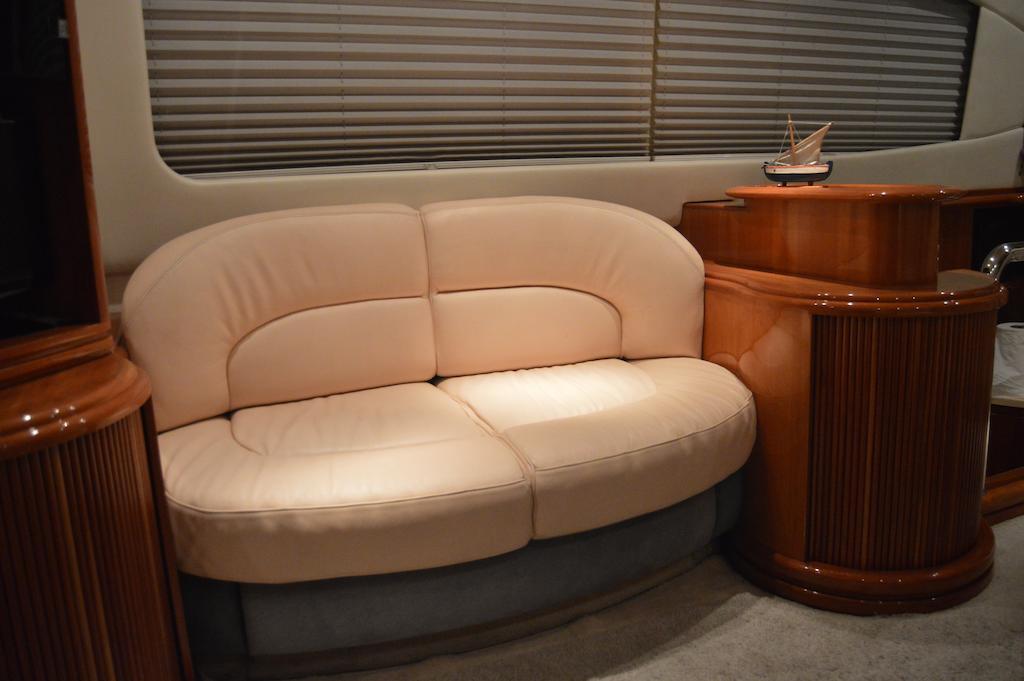 Hotel en barco La Gavina Boat Barcelona