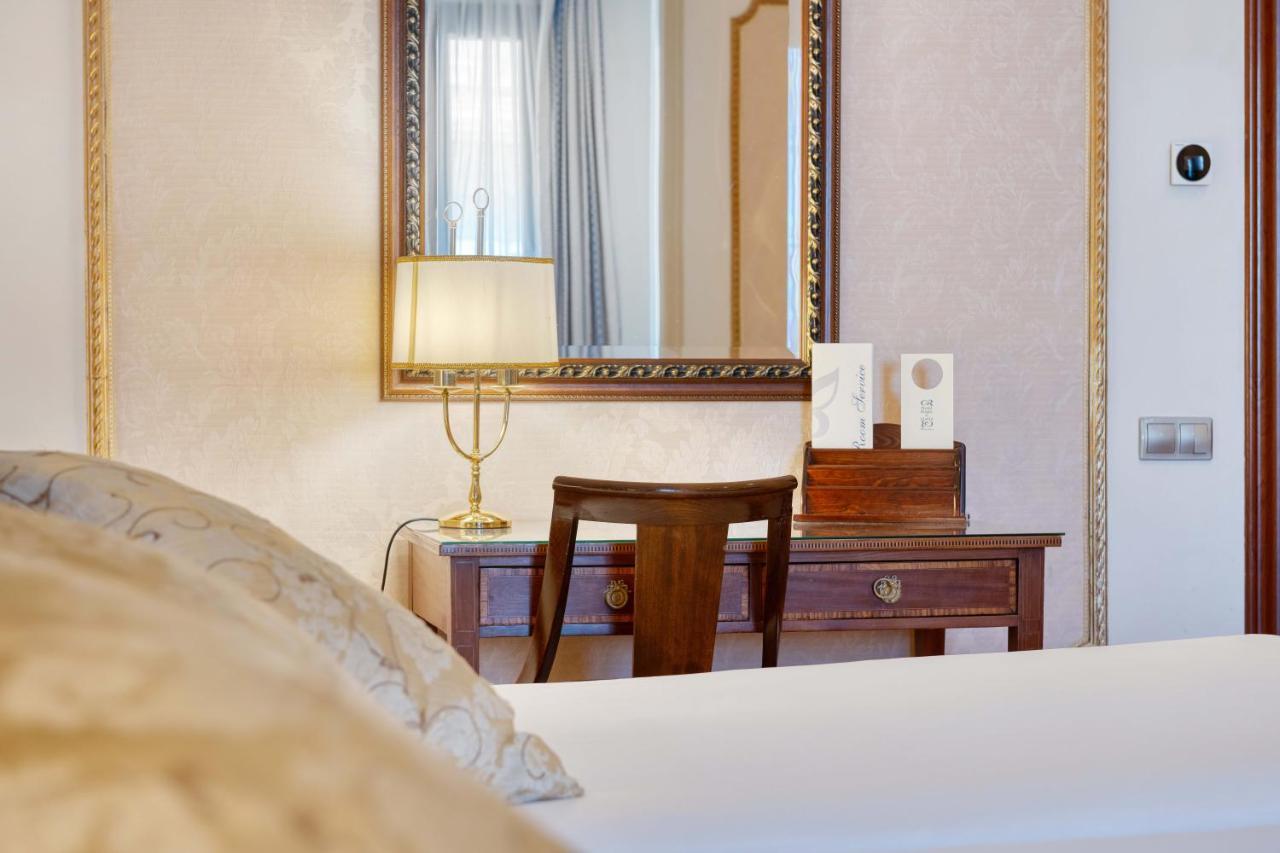 Hotel Roger De Llúria