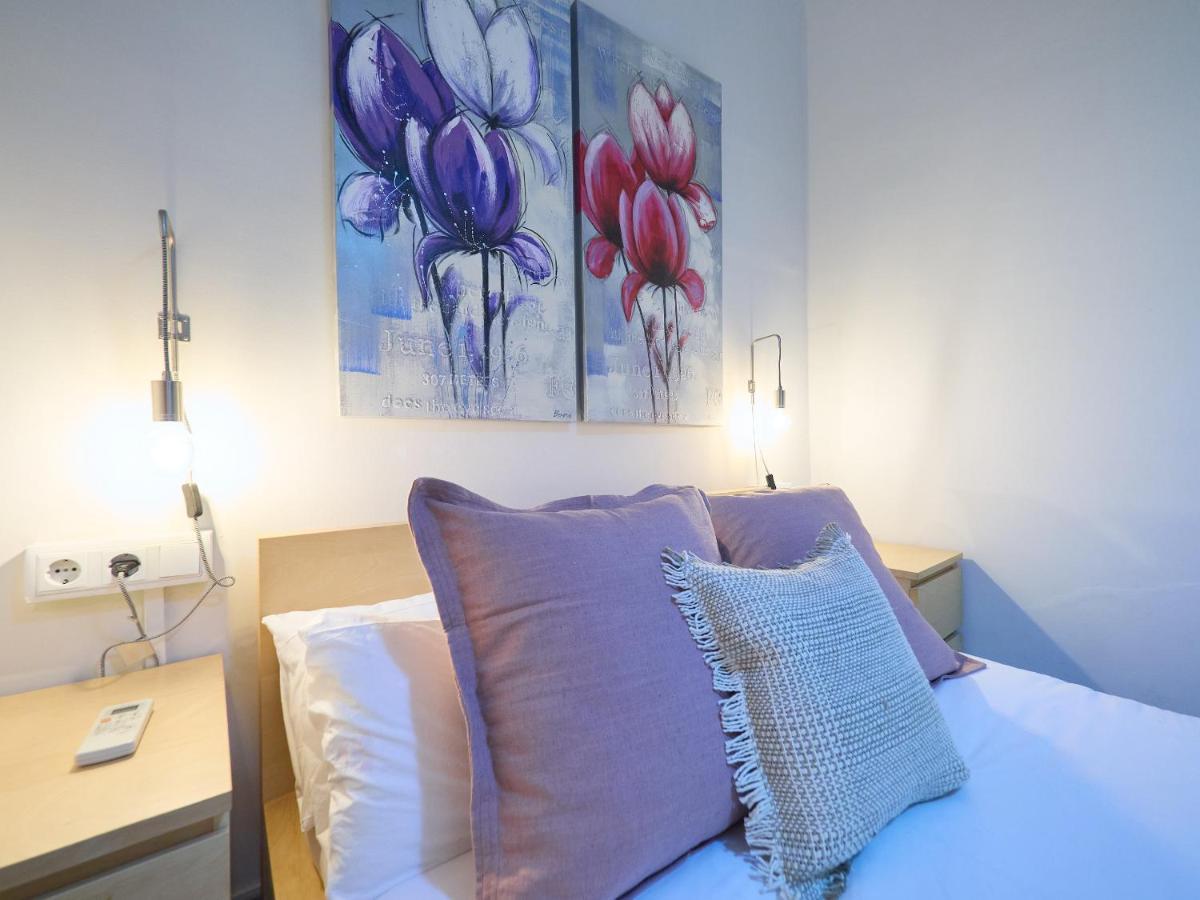 Barcelonaforrent The Living Apartment *