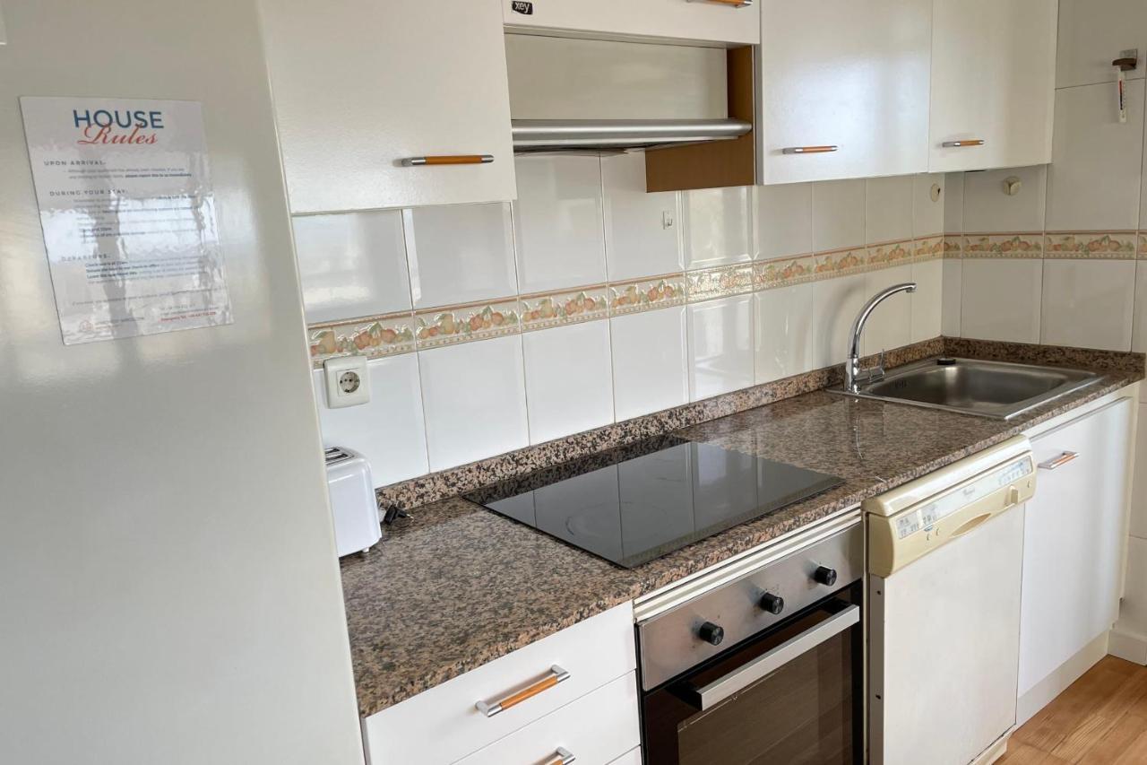 Apartment With Sea Views Next To The Of Mar Bella
