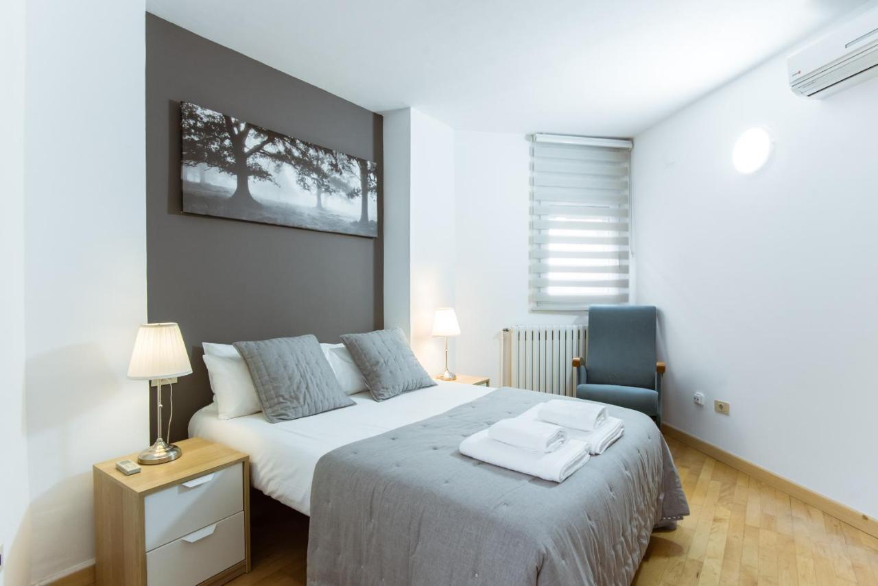 Apartamento Two Bedroom Townhouse Within 10min Walk From Beach Barcelona