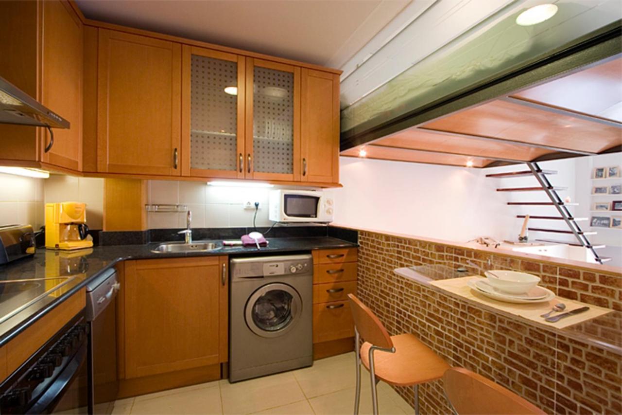 Apartamento Reina Amalia Barcelona
