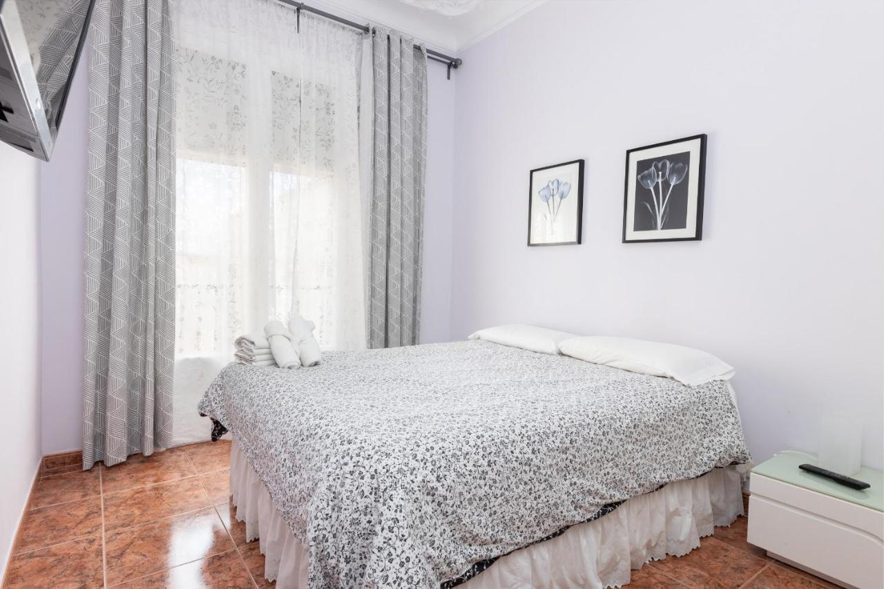 Apartment Aparteasy - Modernist Flat In Eixample Center