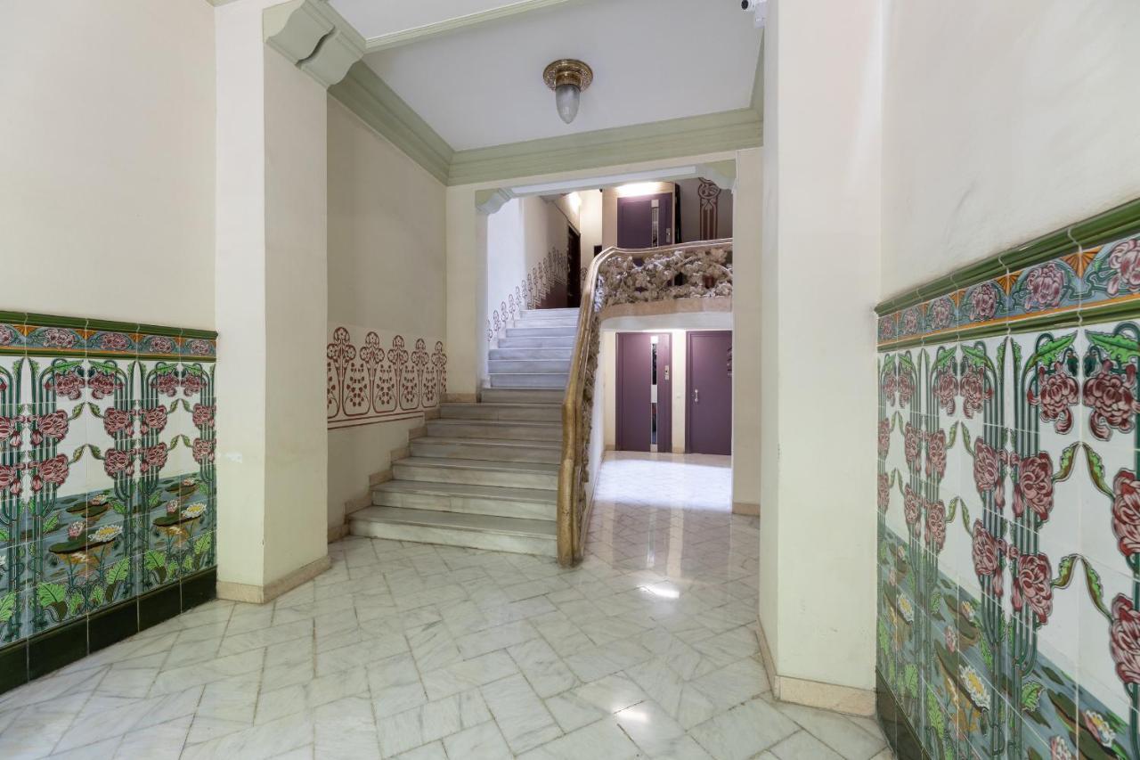 Aparteasy - Modernist Flat In Eixample Center Apartment