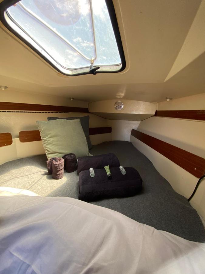 Boat View Hotel en barco Barcelona