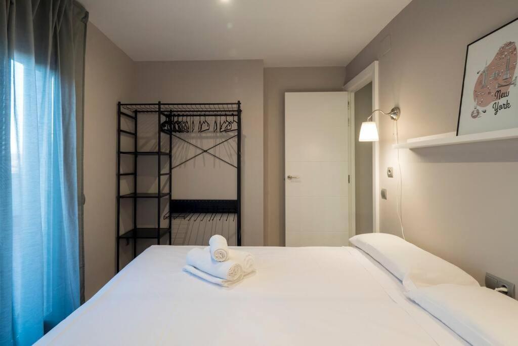 Apartment Bebarceloner Sant Andreu - 1 Bedroom With Terrace *