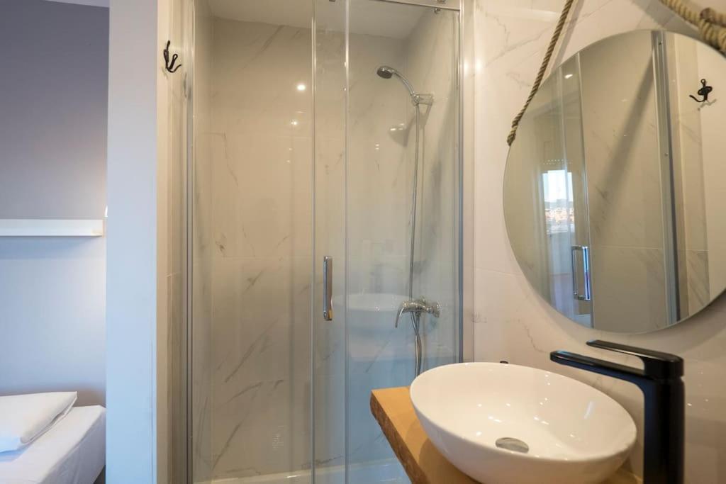 Apartment Bebarceloner Sant Andreu - 1 Bedroom With Terrace