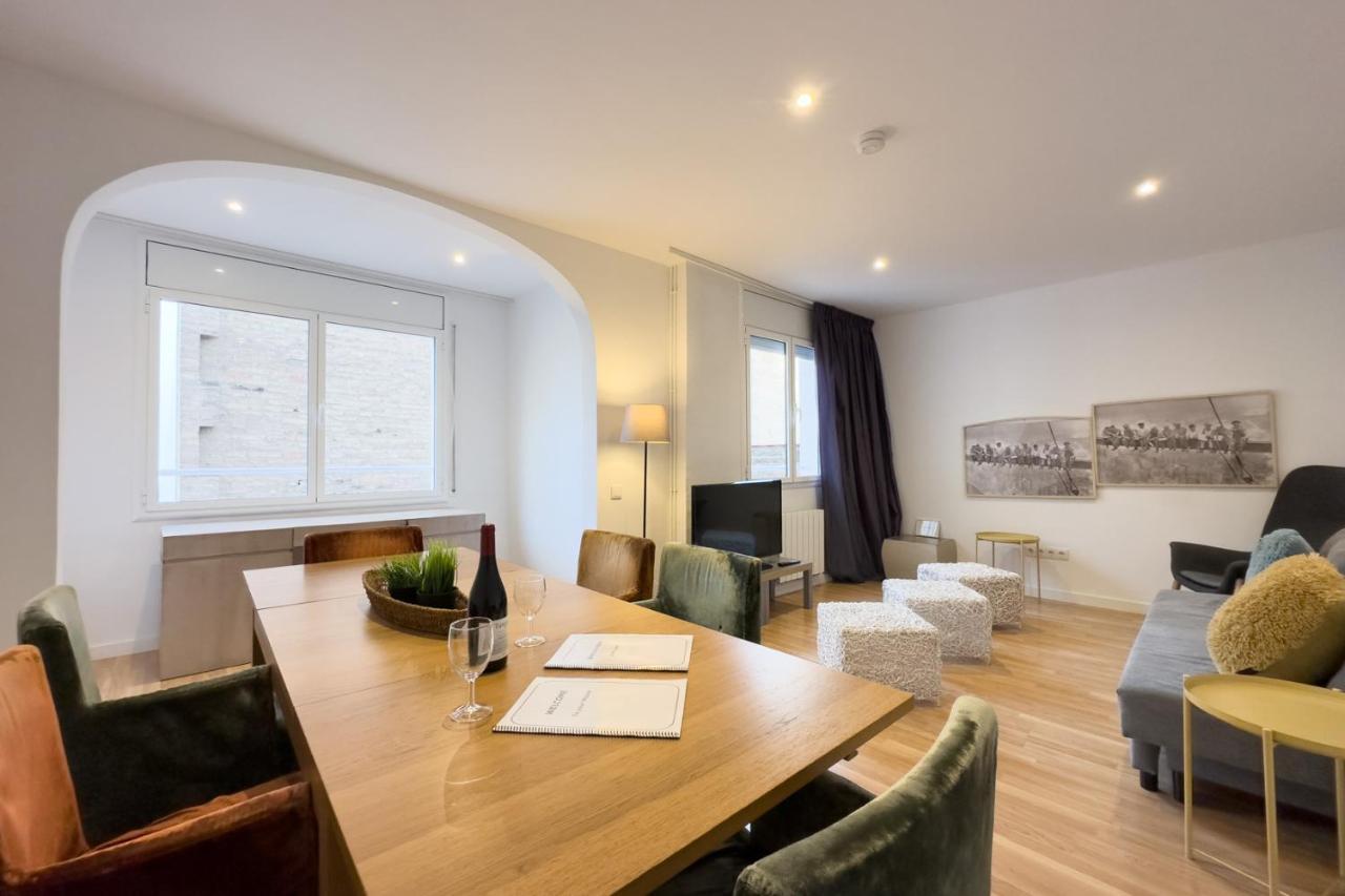 Ainb Sants Apartamento *