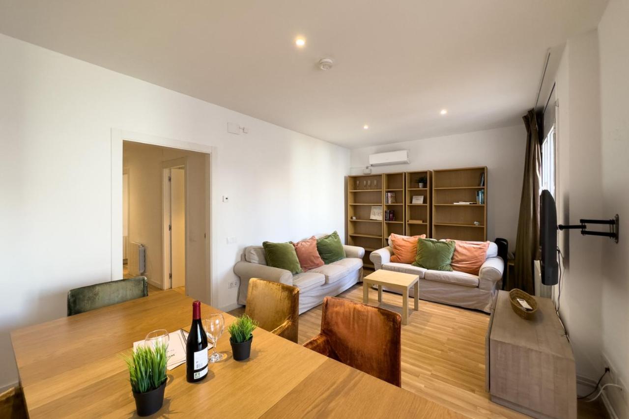 Ainb Sants Apartamento Barcelona