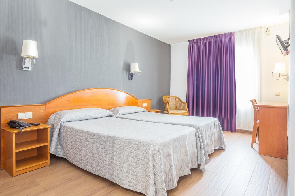 Hotel Cortes Rambla