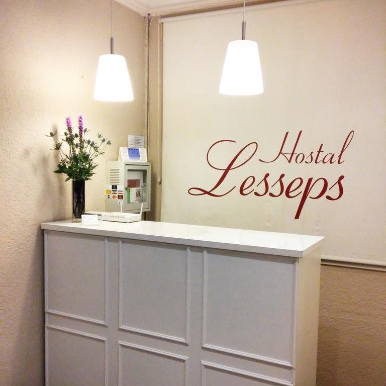 Pensión Lesseps 2*