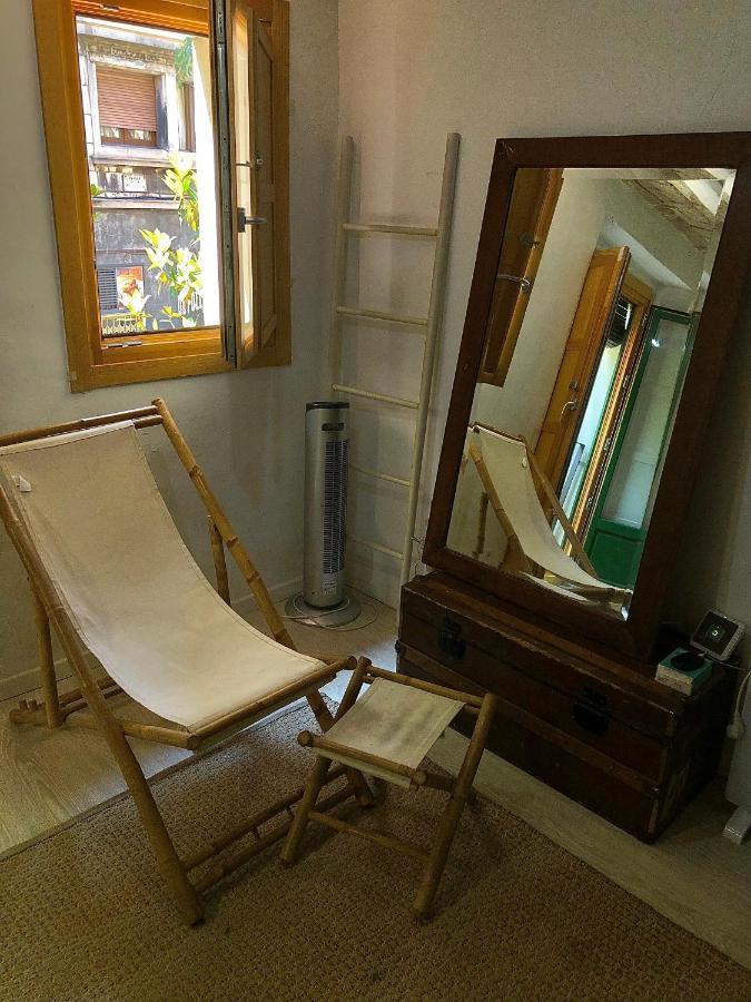 Cozy Studio In Central Area Of Apartamento Barcelona