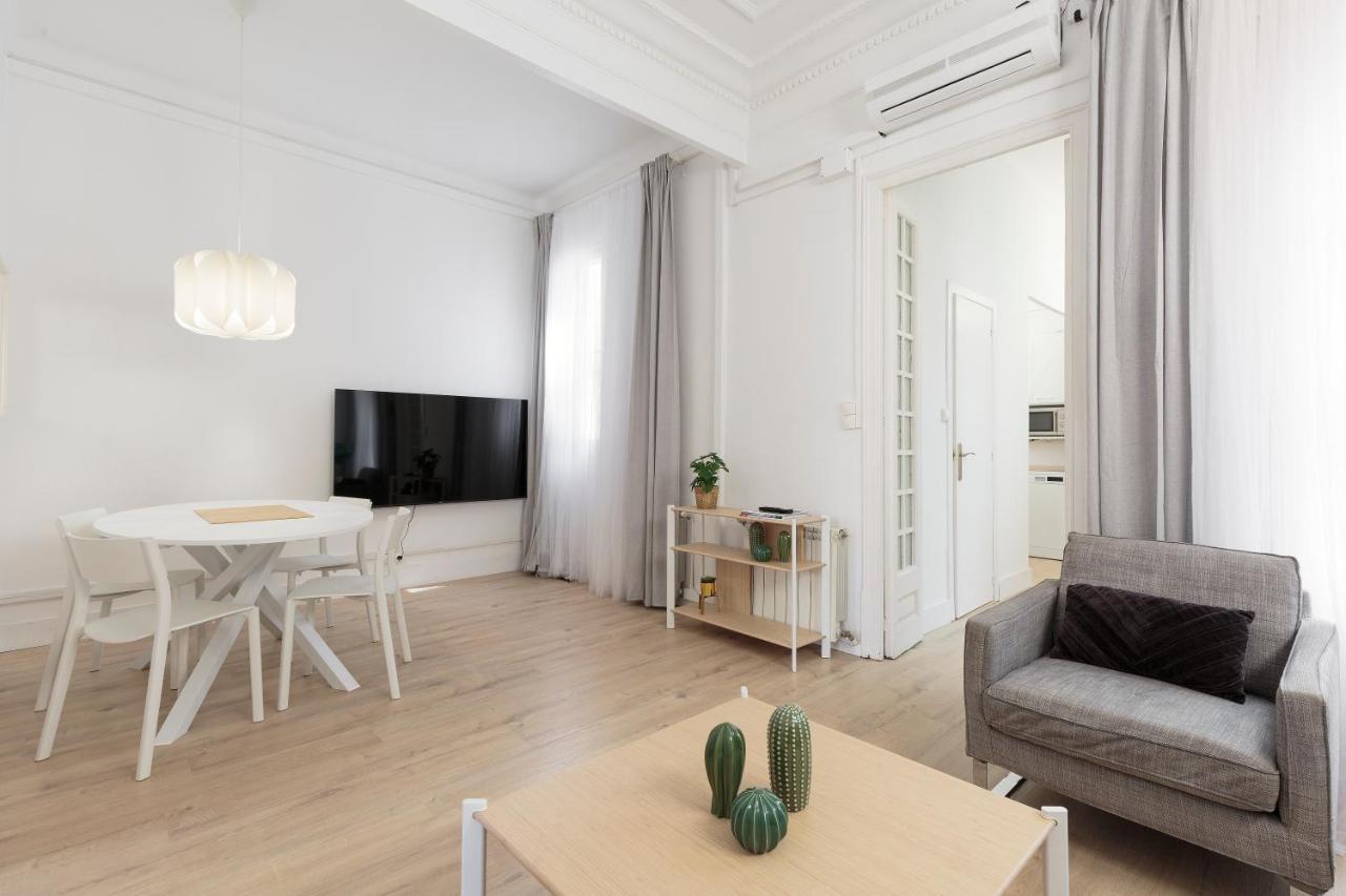 Suites4days Gaudi Eixample Apartamento Barcelona