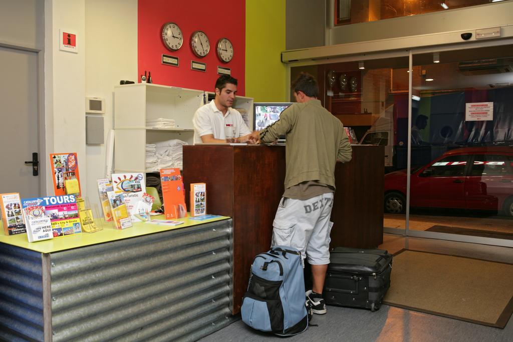 Hostal Hellobcn Youth