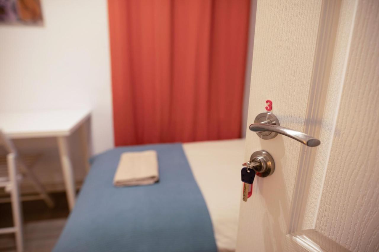 Carrer De Joan Apartamento