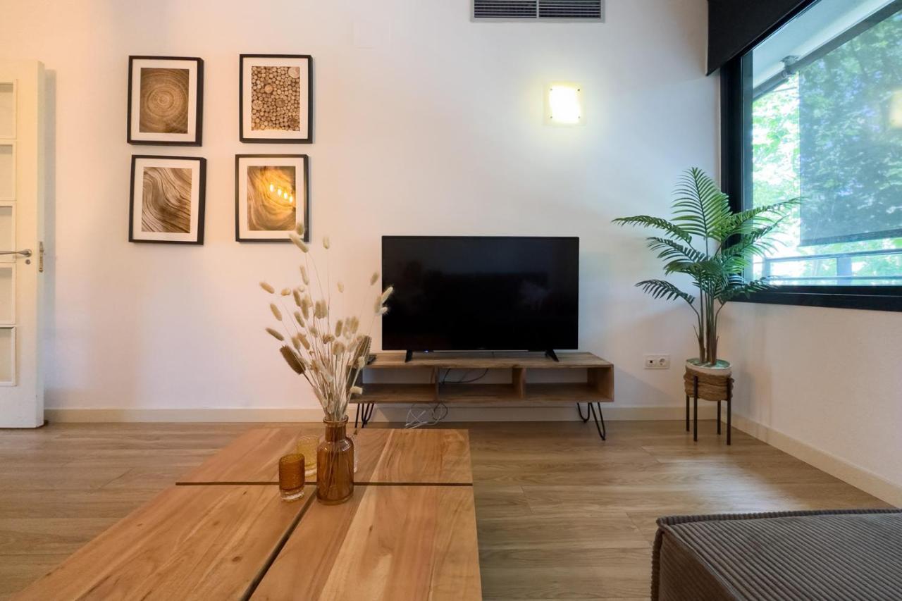 Apartment The Lonely Chimney Barcelona