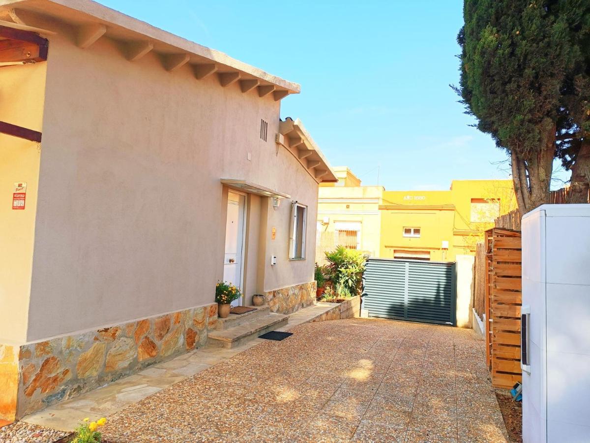 House With Pool Near Park Guell Barcelona