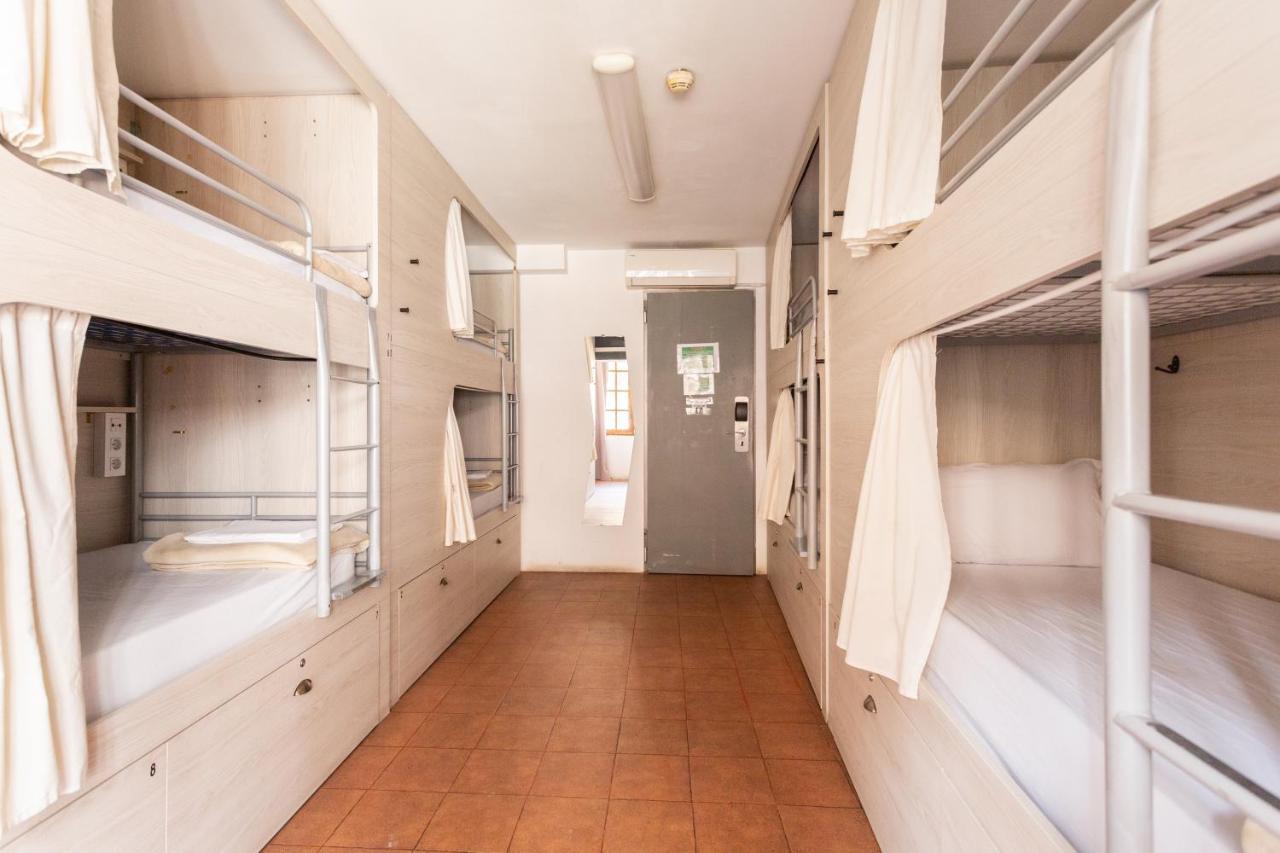 Hostal Mambo Tango *