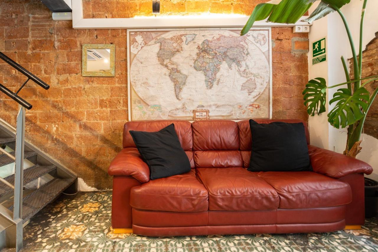 Mambo Tango Hostal Barcelona
