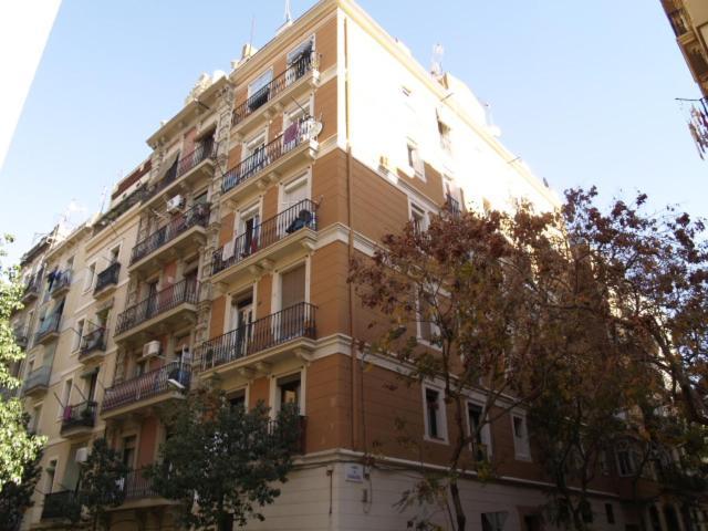 Poble Sec-1: Centrally Located Budget Barcelona