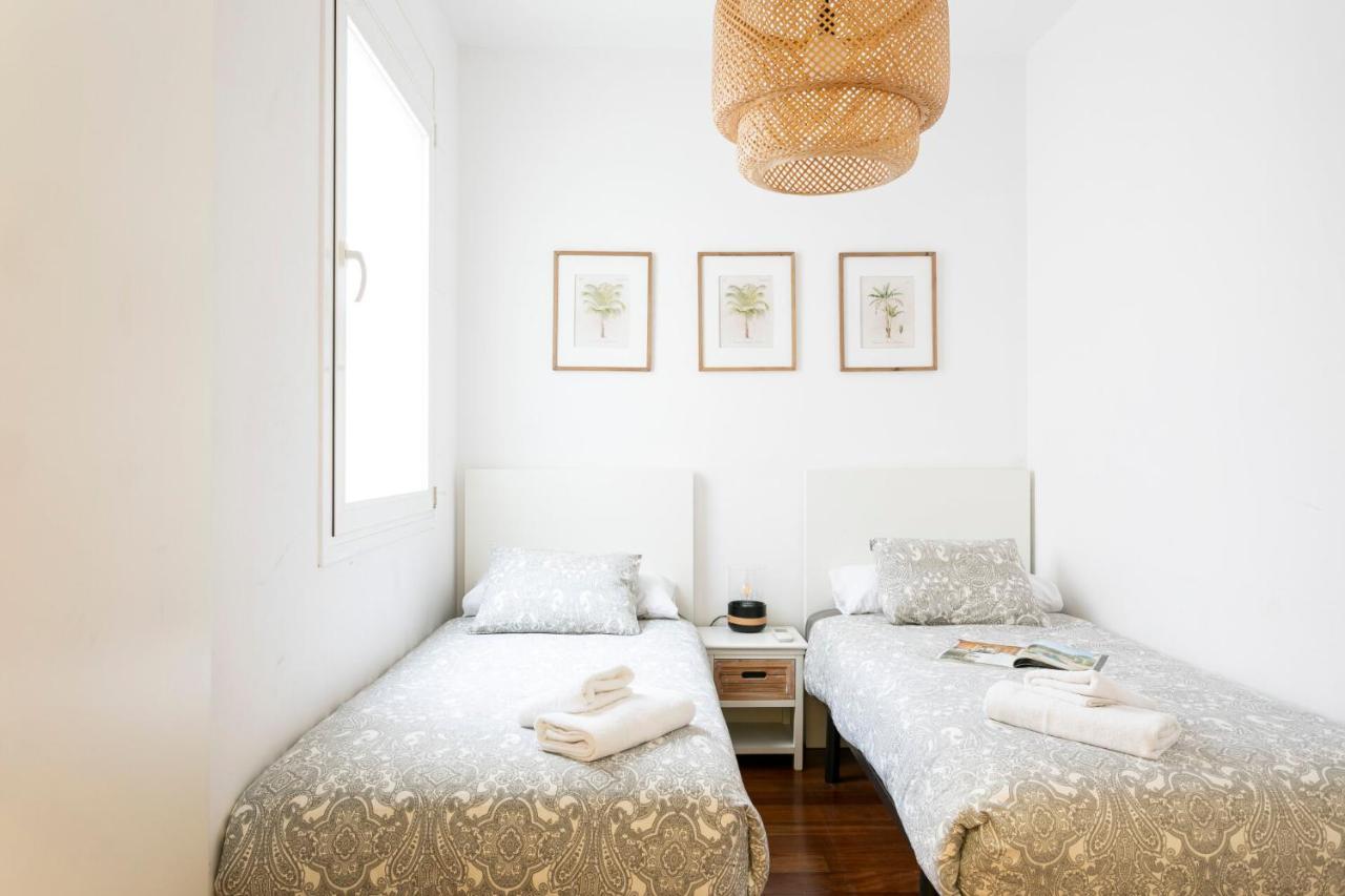 Apartamento Ab Roger De Lluria *