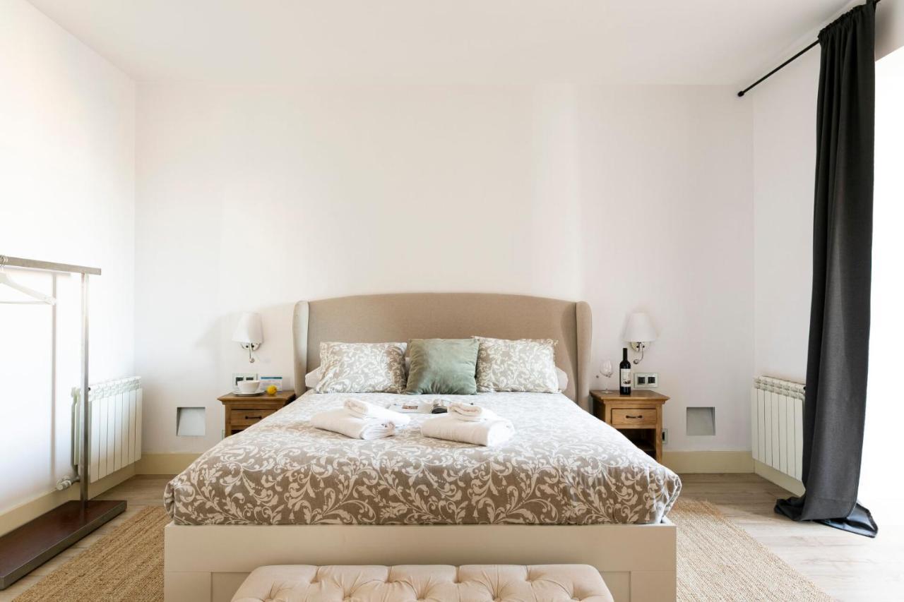Ab Roger De Lluria Apartamento *