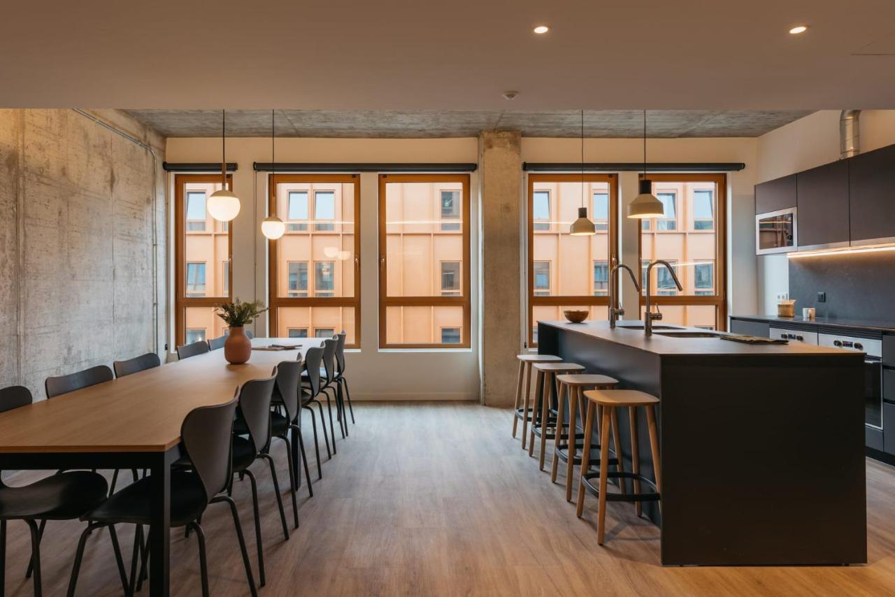 For Students Studying In Only - Stunning Spacious And Private At Pallars Student Apartamento *